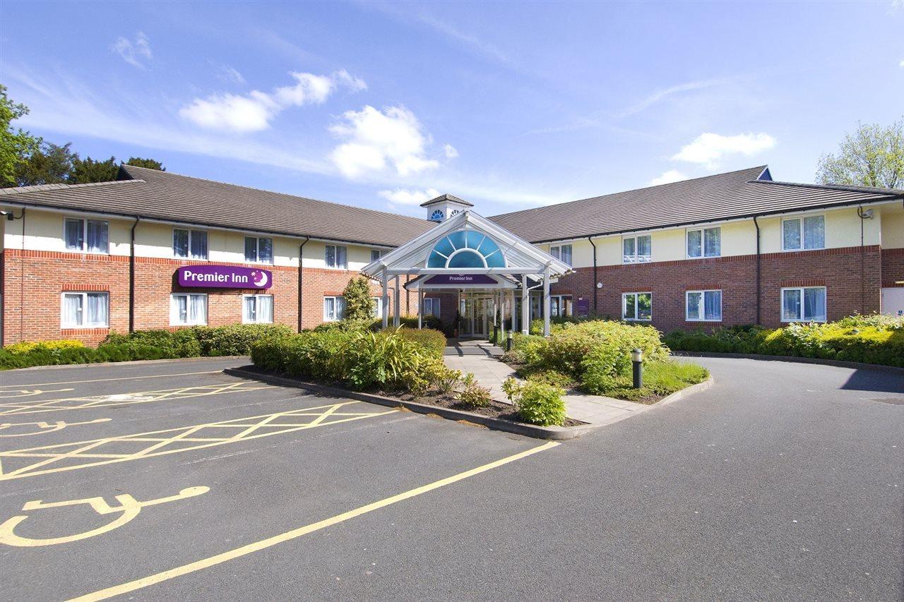Premier Inn Birmingham South - Hall Green Extérieur photo