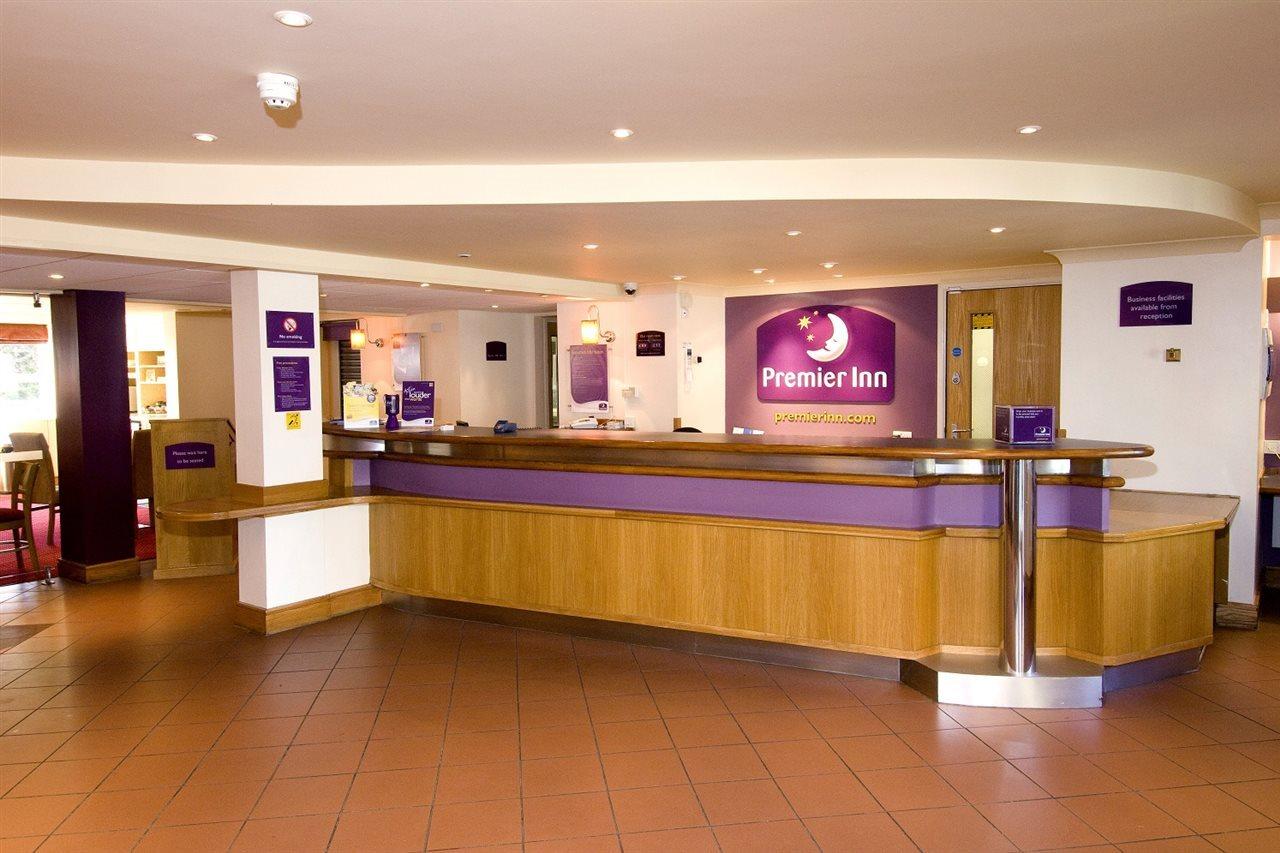 Premier Inn Birmingham South - Hall Green Extérieur photo