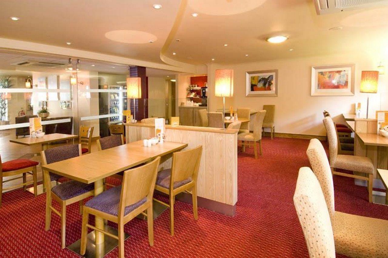 Premier Inn Birmingham South - Hall Green Extérieur photo