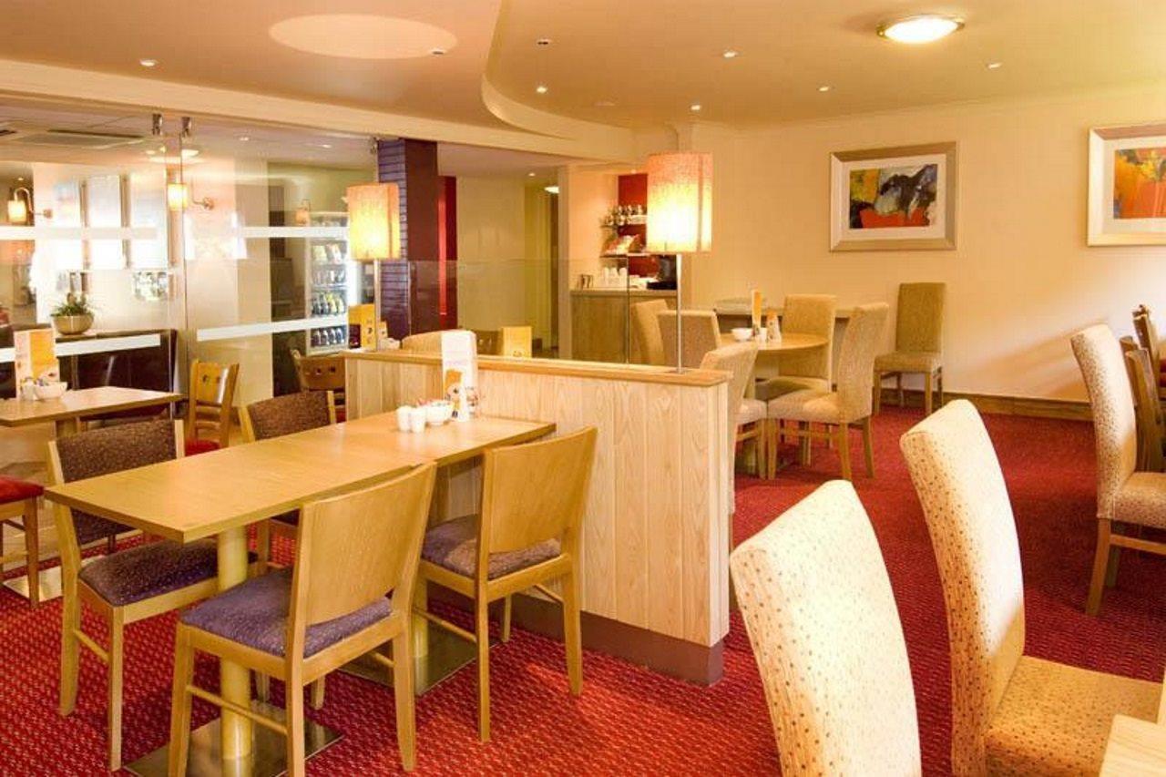 Premier Inn Birmingham South - Hall Green Extérieur photo
